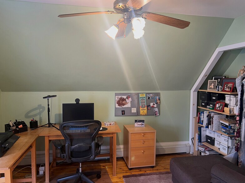 Building Photo - 85 Lexington Ave