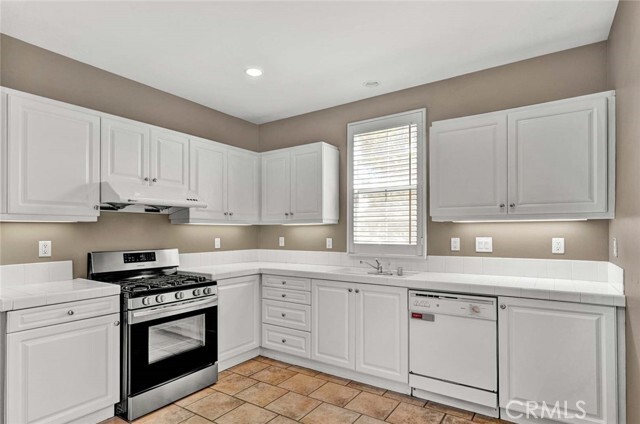 Building Photo - 81 Waterman