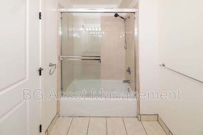 Building Photo - 1459 MacArthur Blvd