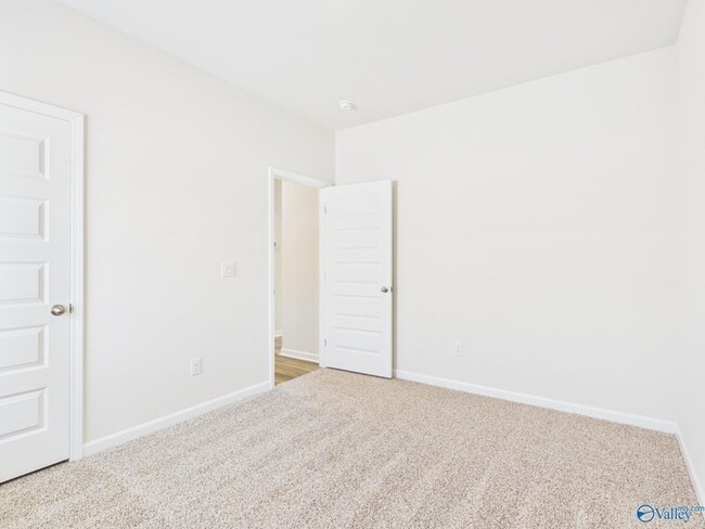 Building Photo - 125 Betty Williams Dr