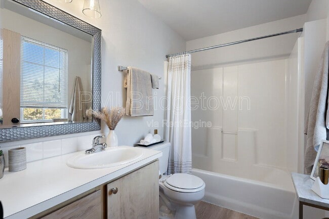 Building Photo - 2026 Virginia Ln