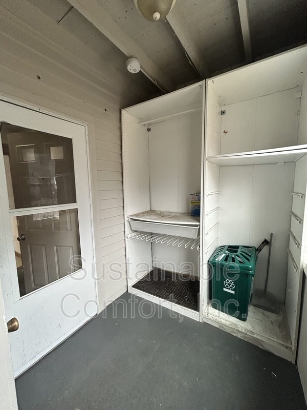 Building Photo - 34 Puritan Ave