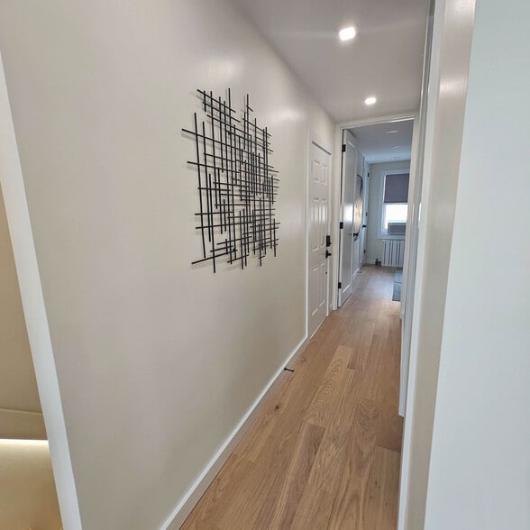 Building Photo - 3239 46th St