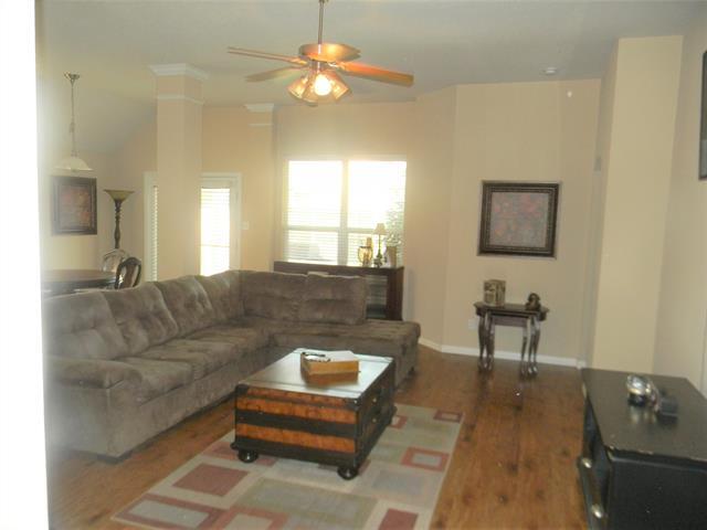 Building Photo - 1716 Kittyhawk Dr