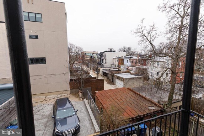 Building Photo - 1113 Clifton St NW