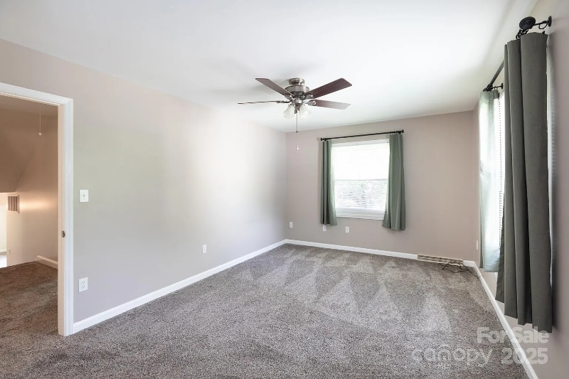 Building Photo - 1533 Bonnie Ln