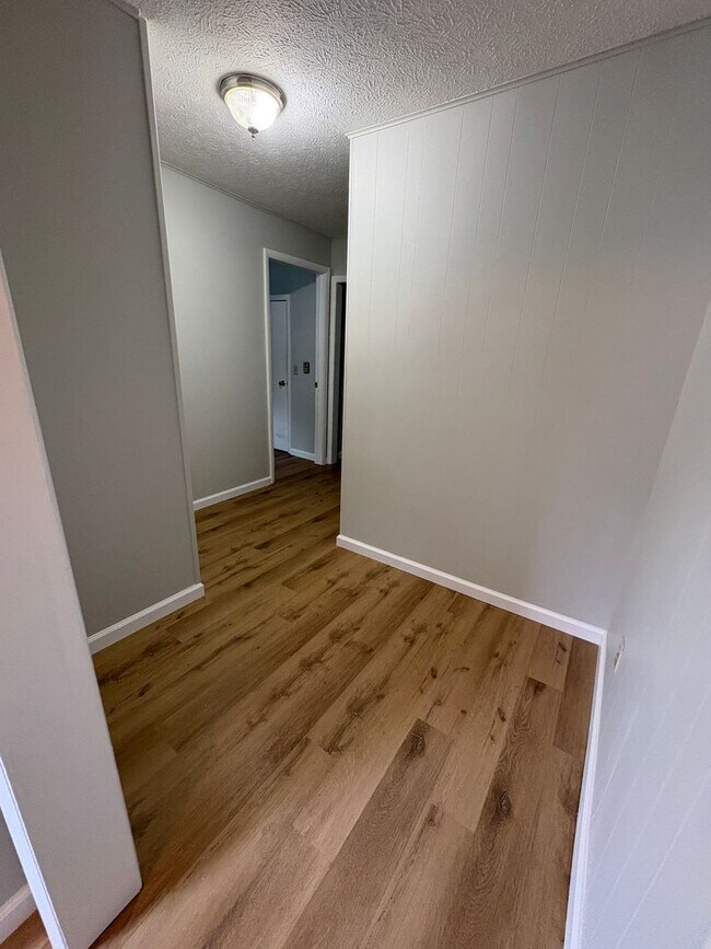 Building Photo - 267 Brodhead Ave