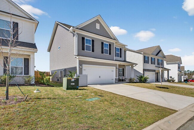 Building Photo - 255 Mansell