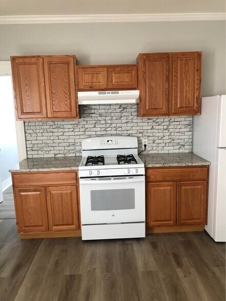 Building Photo - 145 Greenwich Ave