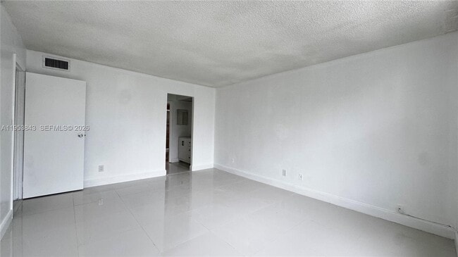 Building Photo - 3801 Environ Blvd