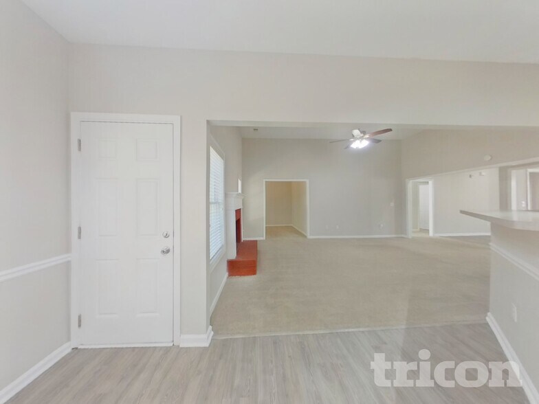 Building Photo - 1012 Levista Dr