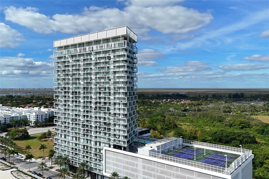 Building Photo - 2000 Metropica Way