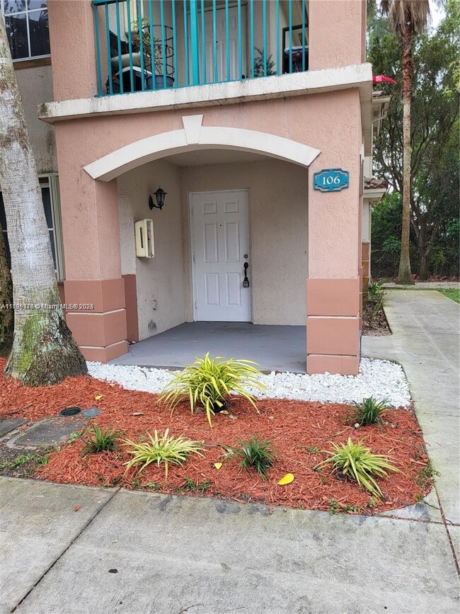 Building Photo - 1260 SE 31st Ct