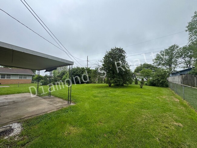 Building Photo - Charming 3 bedroom home close to Cooper So...