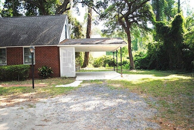 Building Photo - Pawleys Island