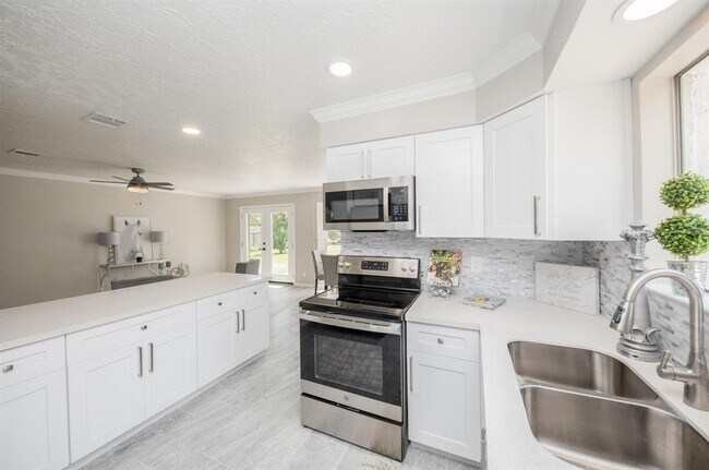 Building Photo - 12507 Whittington Dr
