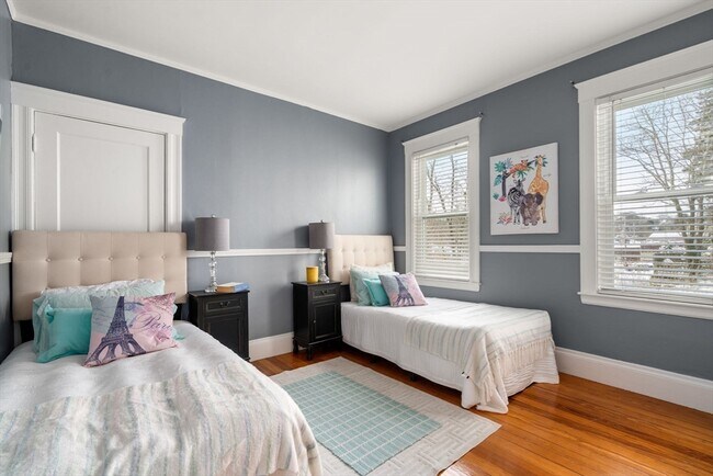 Building Photo - 97 Bow St