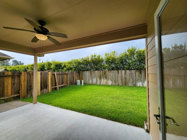 Building Photo - 4515 Greenleaf Dr