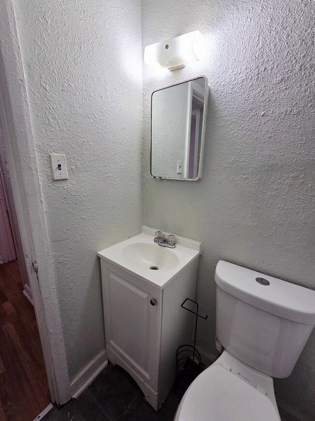 Building Photo - 1509 Sycamore St