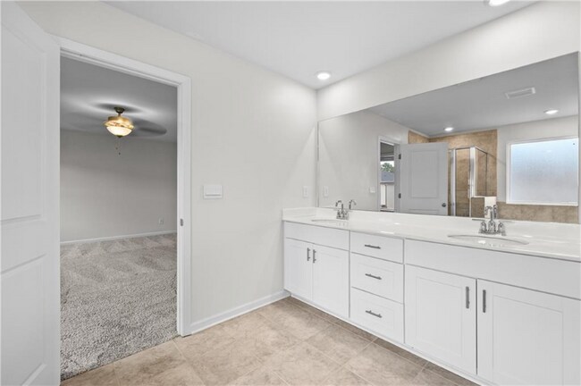 Building Photo - 5947 Green Ash Ct