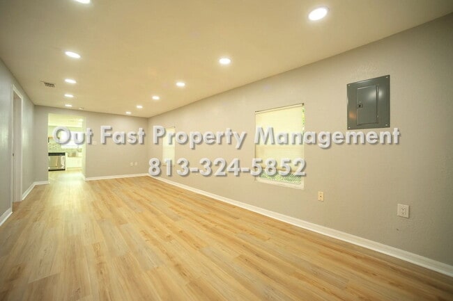 Building Photo - 4811 N 30th St