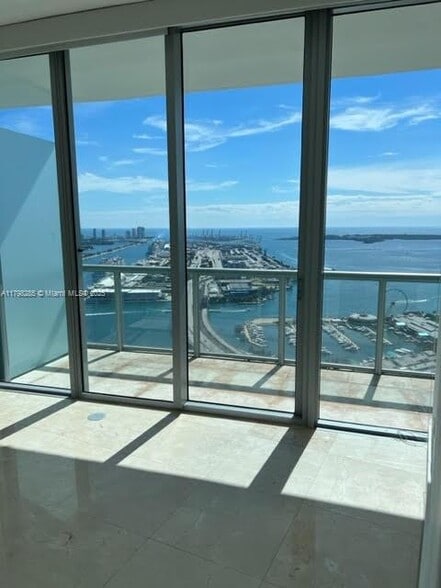 Building Photo - 888 Biscayne Blvd