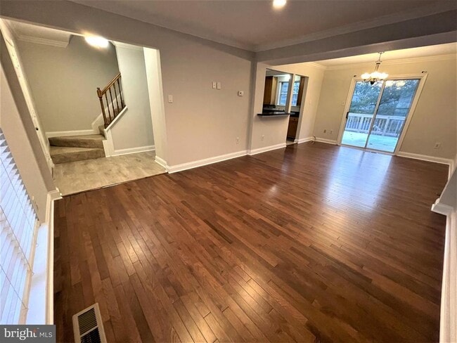 Building Photo - 17626 Longview Ln