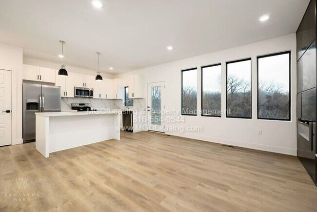 Building Photo - Ayden Place Townhome