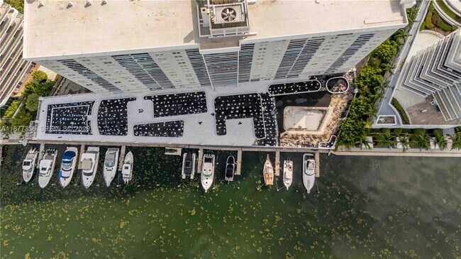 Building Photo - 6770 Indian Creek Dr