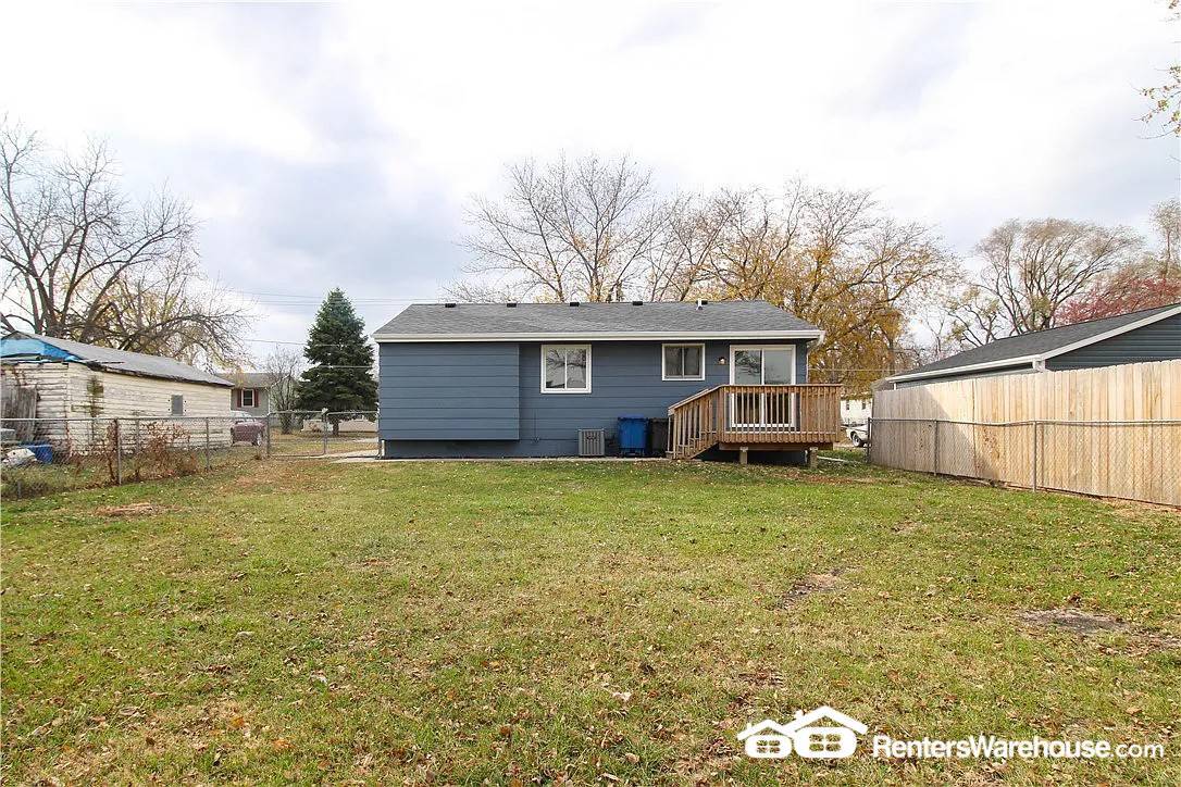 Building Photo - 1933 E 25th St