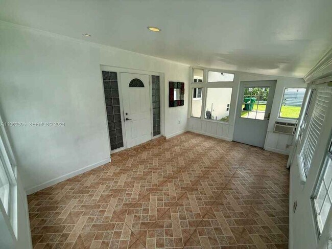 Building Photo - 1260 NE 200th Terrace