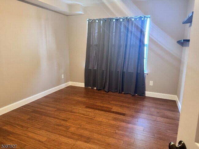 Building Photo - 3105 Schindler Ln