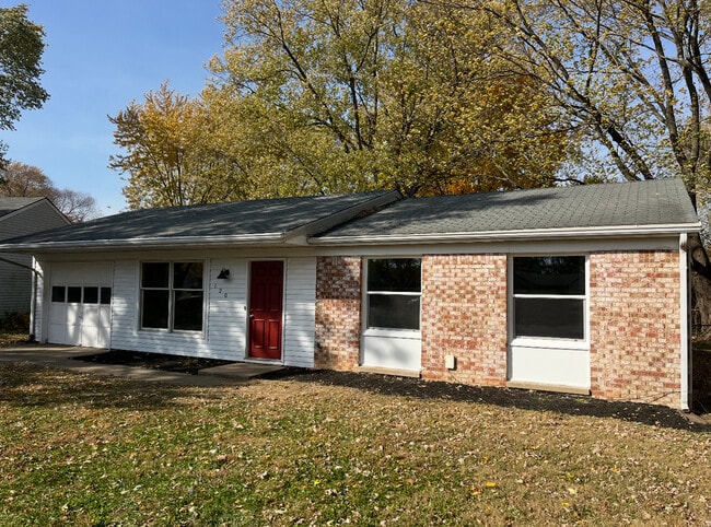 Building Photo - 120 Cavalry Ct