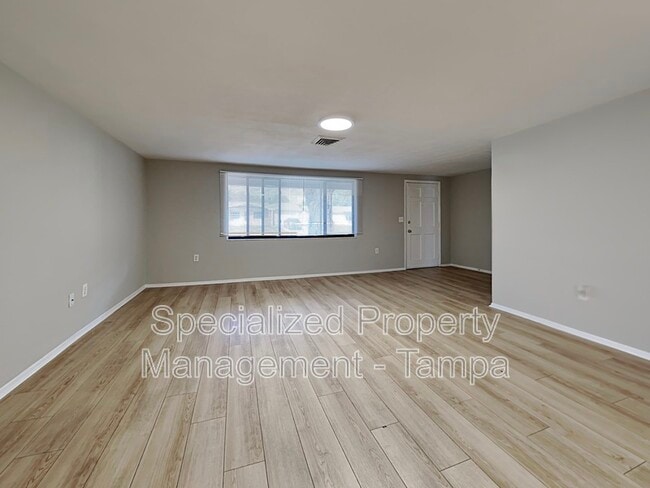 Building Photo - 6116 1st Ave