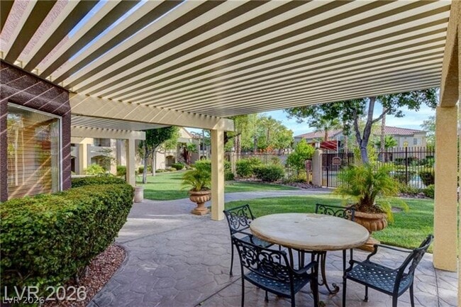 Building Photo - 7885 W Flamingo Rd