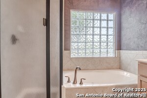 Building Photo - 2605 War Admiral