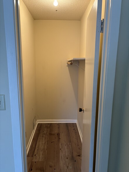 Closet - 104 Briarcliff Dr