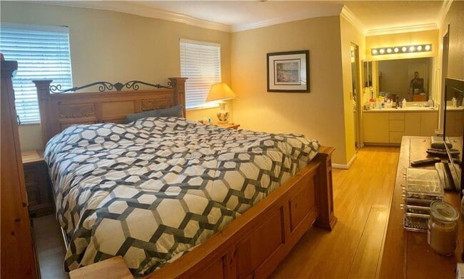 Building Photo - 5033 SW 121st Terrace