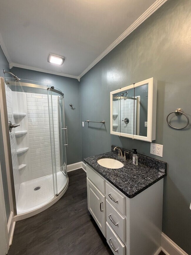Building Photo - 2 Bed 2 Bath Home on Westover