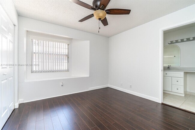 Building Photo - 7375 Panache Way