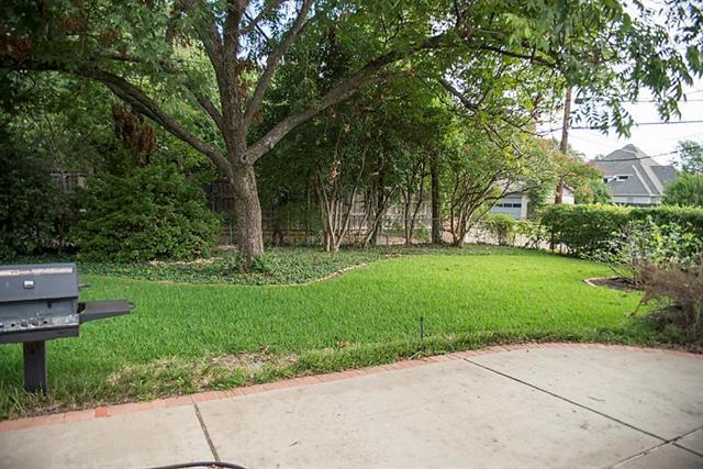 Building Photo - 7431 Midbury Dr