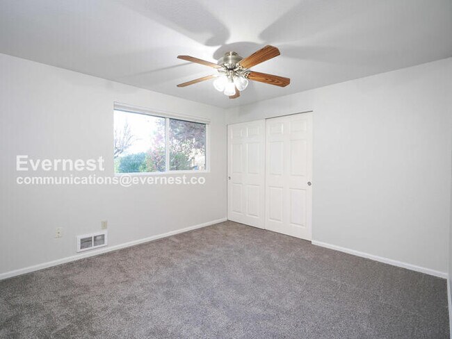 Building Photo - 4724 327th Ave NE