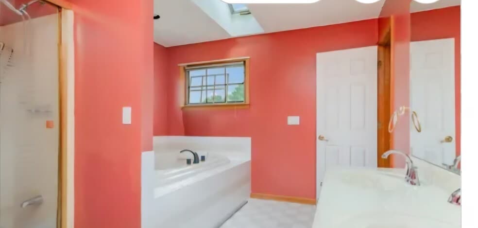 Building Photo - 5261 Oakbrook Dr