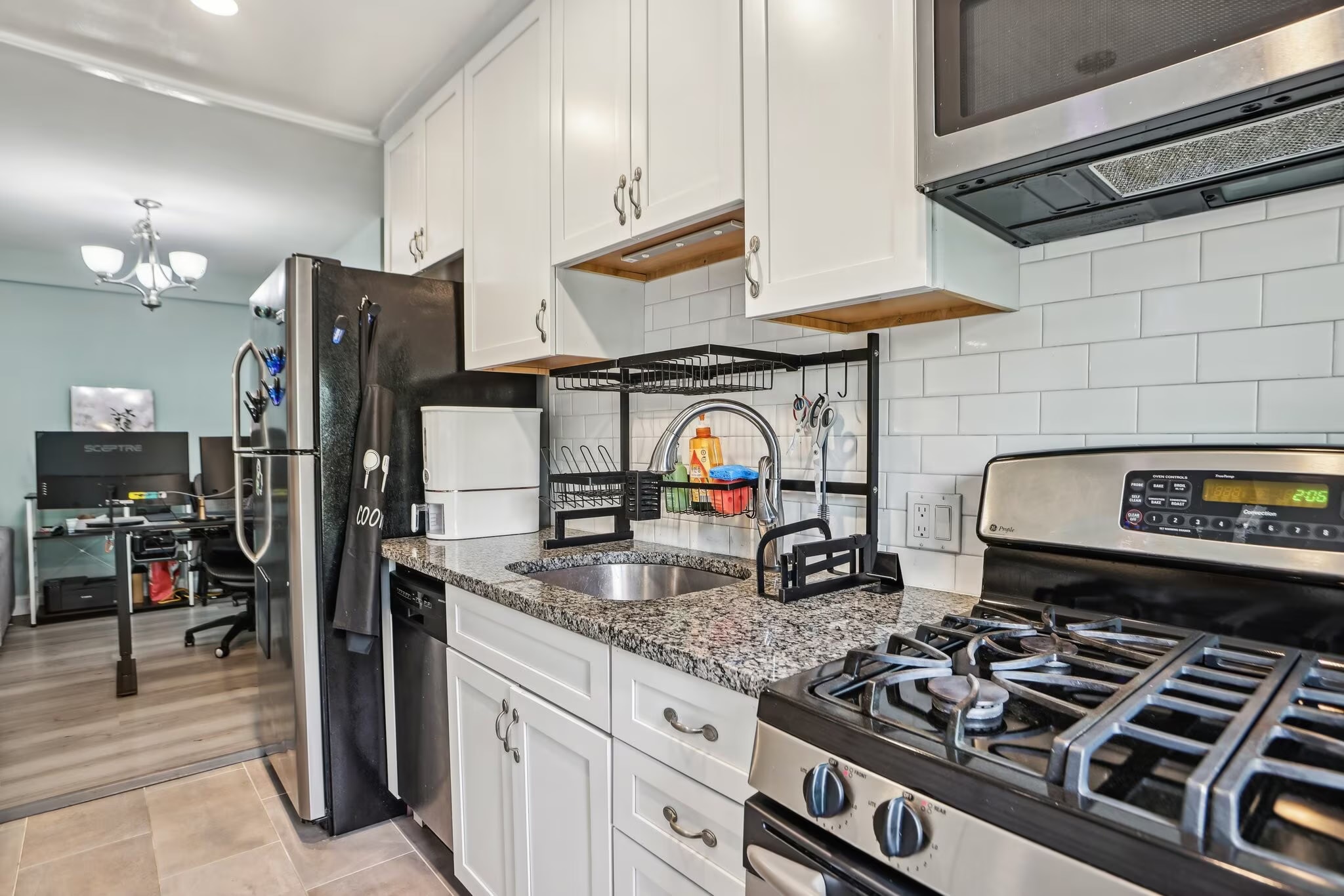 kitchen - 4100 W St NW