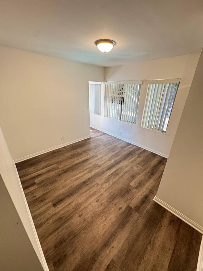 Building Photo - 0.0 bedroom in Los Angeles California 90033
