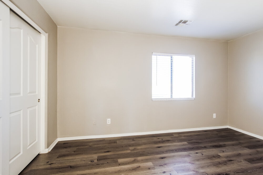 Building Photo - 12414 W Scotts Dr