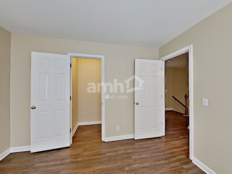 Building Photo - 309 Kentons Way