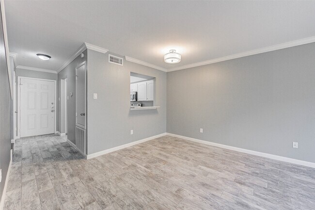 Building Photo - 6406 Ferris Dr