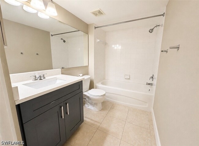 Building Photo - 1205 Wildwood Lakes Blvd