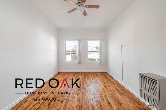 Building Photo - 420 N Coronado St
